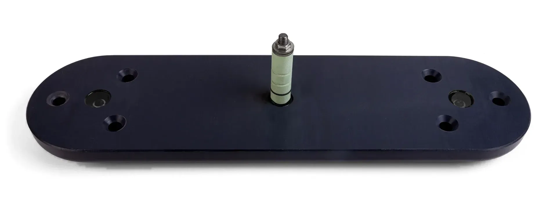 CerAnode strip anode backing plate with insulated centre stud