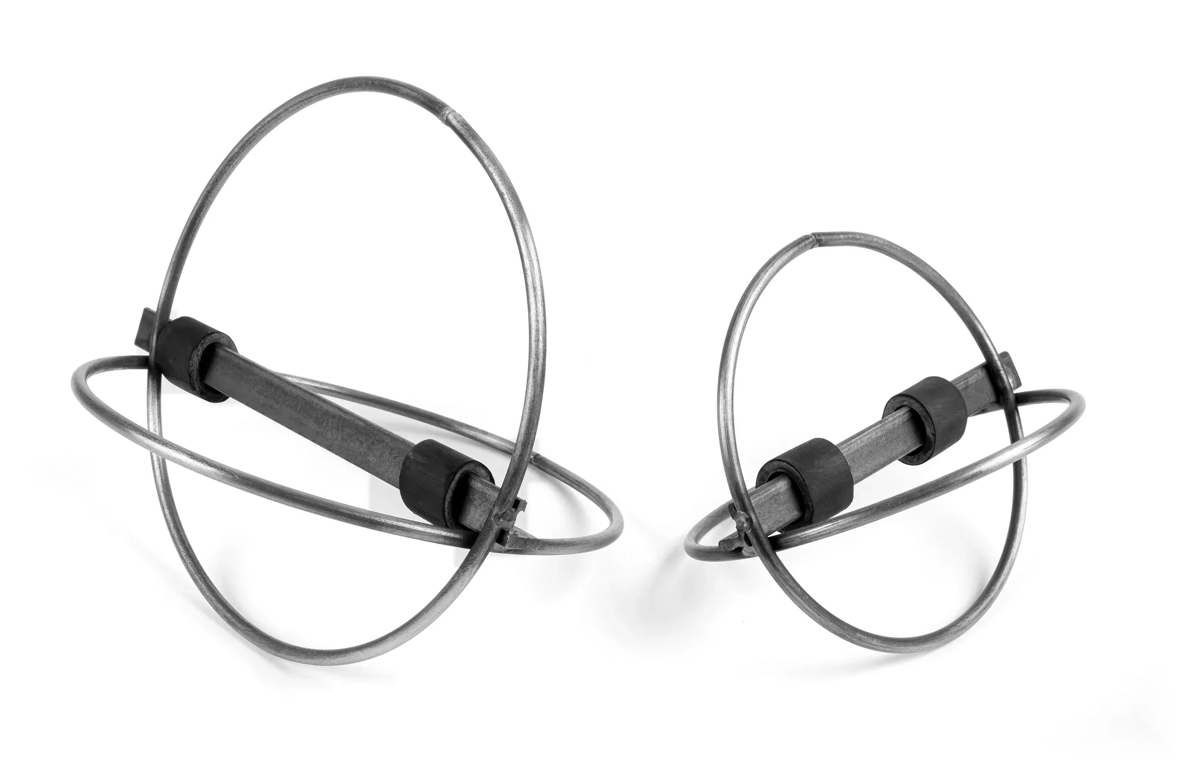 Two CerAnode Ventrolizer centraliser assemblies with steel support rings