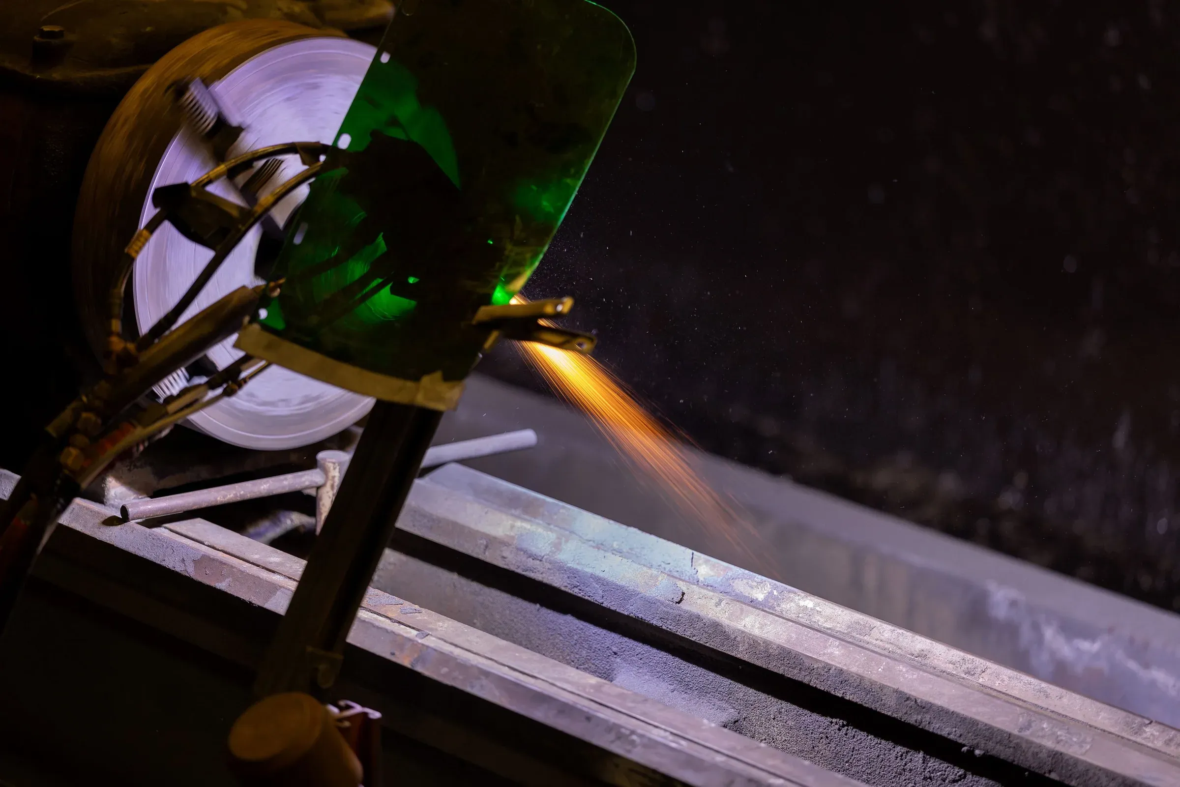 Thermal spray coating a long cylindrical component